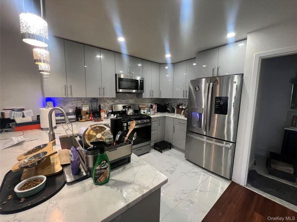 210 Sunset Boulevard, Bronx NY 10473