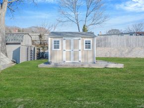 75 Oakcrest Avenue, Farmingville NY 11738