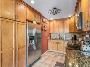 7-15 162nd Street 4B, Beechhurst NY 11357