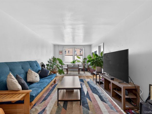 8385 116th Street 4L, Kew Gardens NY 11418