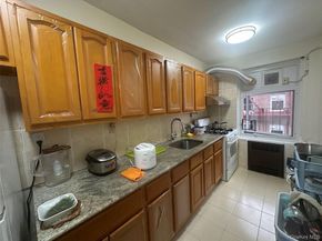 14743 38TH Avenue E25, Flushing NY 11354