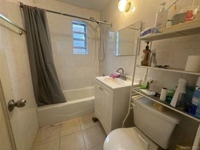 14743 38TH Avenue E25, Flushing NY 11354