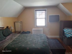 11 Purdy Court, Rockville Centre NY 11570