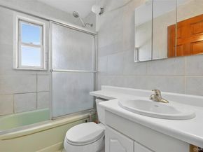 69-20 199th Street, Fresh Meadows NY 11365