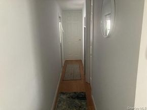 1661 Old Country Road 251, Riverhead NY 11901