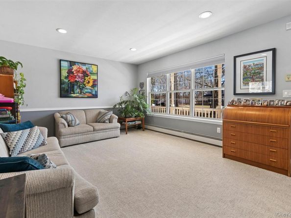 9 Village Drive, Medford NY 11763