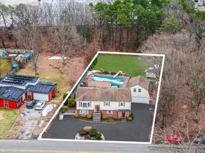 818 Nicolls Road, Deer Park NY 11729