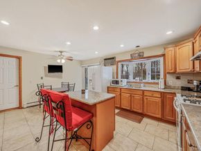 818 Nicolls Road, Deer Park NY 11729