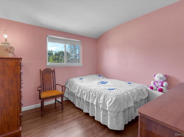 149 Osceola Avenue, Deer Park NY 11729