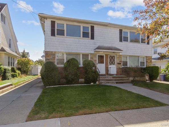 22114 Fairbury Avenue, Queens Village NY 11428