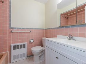 22114 Fairbury Avenue, Queens Village NY 11428