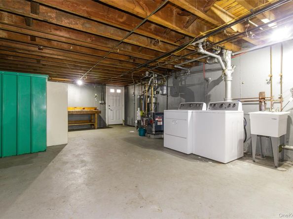 22114 Fairbury Avenue, Queens Village NY 11428