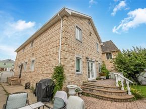 76-27 175 Street, Fresh Meadows NY 11366