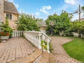 76-27 175 Street, Fresh Meadows NY 11366