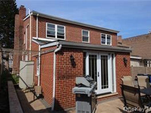2032 Hobart Avenue, Bronx NY 10461