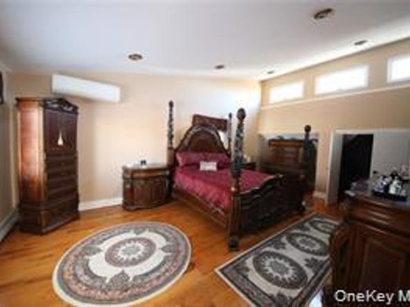 2032 Hobart Avenue, Bronx NY 10461