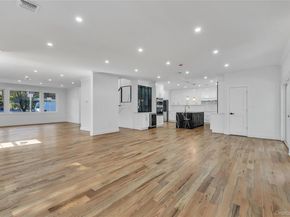 1130 Carlls Straight Path, Dix Hills NY 11746