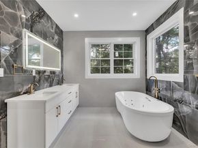 1130 Carlls Straight Path, Dix Hills NY 11746