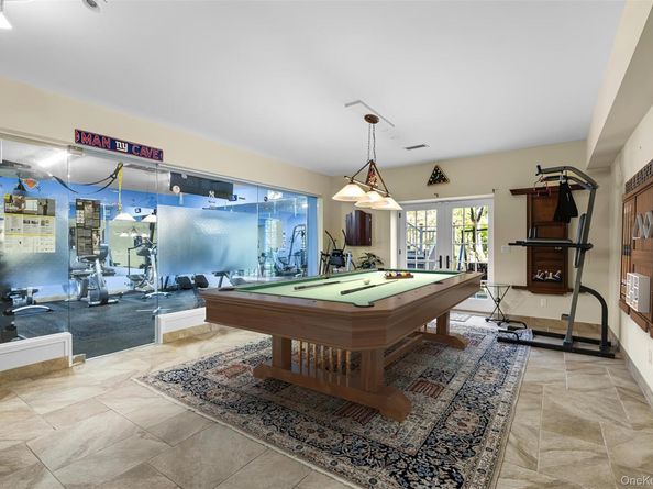 2 Heathcote Drive, Chappaqua NY 10549