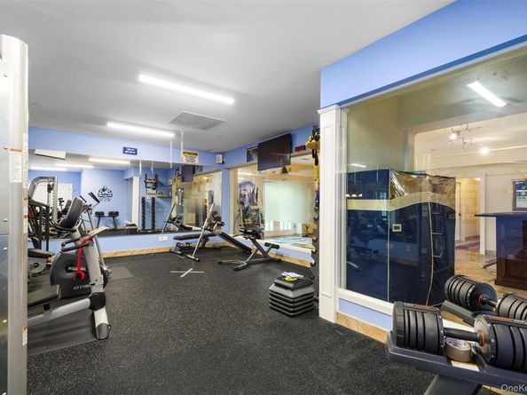 2 Heathcote Drive, Chappaqua NY 10549