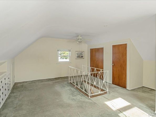 90 Jackson Road, Valley Stream NY 11581