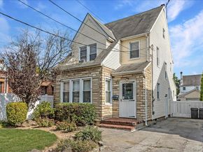 90 Jackson Road, Valley Stream NY 11581