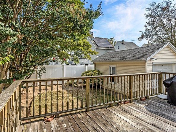 90 Jackson Road, Valley Stream NY 11581