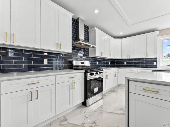 311 Lyon Street, Valley Stream NY 11580