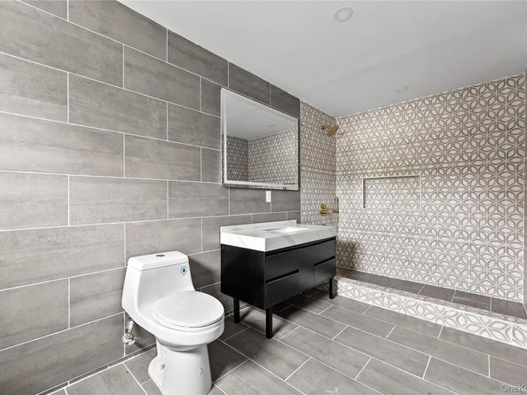 311 Lyon Street, Valley Stream NY 11580