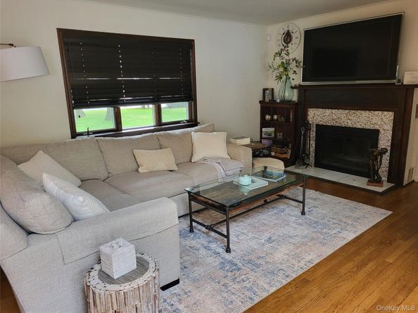 2 Wilson Drive, Hampton Bays NY 11946