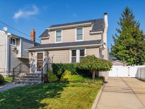 2989 Grand Boulevard, Baldwin NY 11510