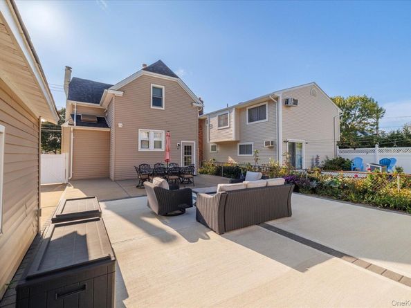 2989 Grand Boulevard, Baldwin NY 11510