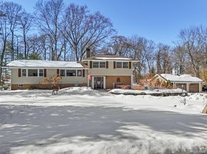 55 Hoags Cross Road, Ossining NY 10562