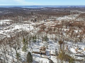 55 Hoags Cross Road, Ossining NY 10562