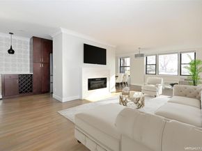 6 Birchwood Court 4N, Mineola NY 11501