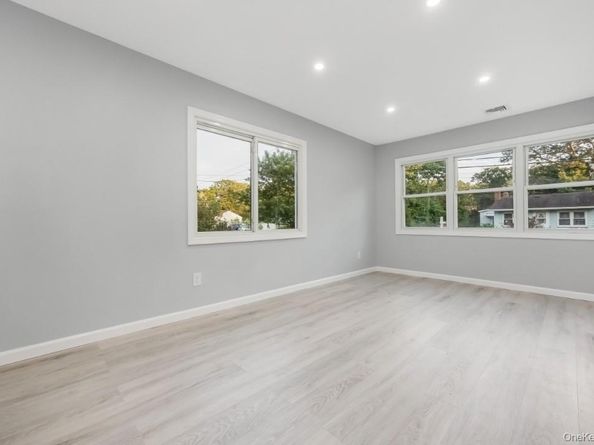 57 W 6th Street, Patchogue NY 11772