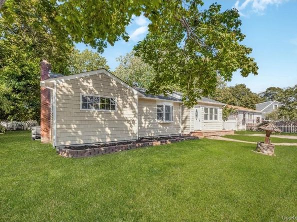 57 W 6th Street, Patchogue NY 11772