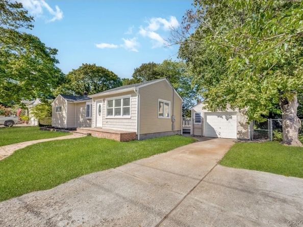 57 W 6th Street, Patchogue NY 11772
