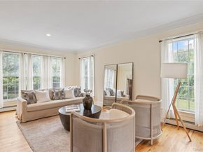 10 Rolling Meadow Lane, Northport NY 11768