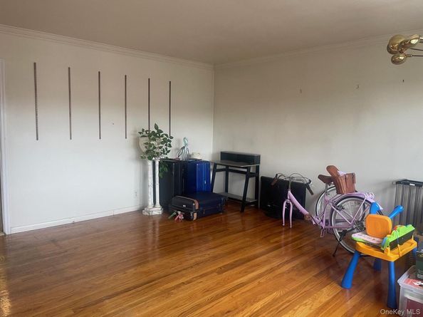 147 Chase Avenue, Yonkers NY 10703