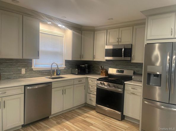 147 Chase Avenue, Yonkers NY 10703