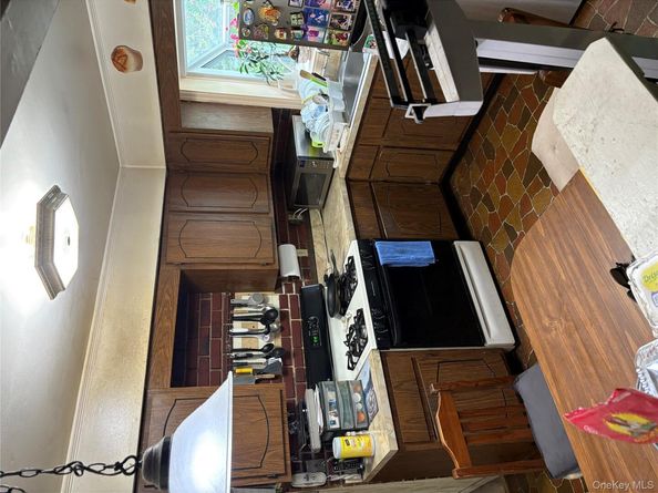 205 Kimball Terrace, Yonkers NY 10704