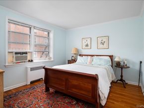 1815 Palmer Avenue 2V, Larchmont NY 10538