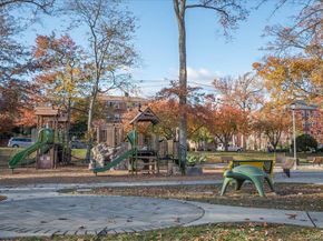 1815 Palmer Avenue 2V, Larchmont NY 10538