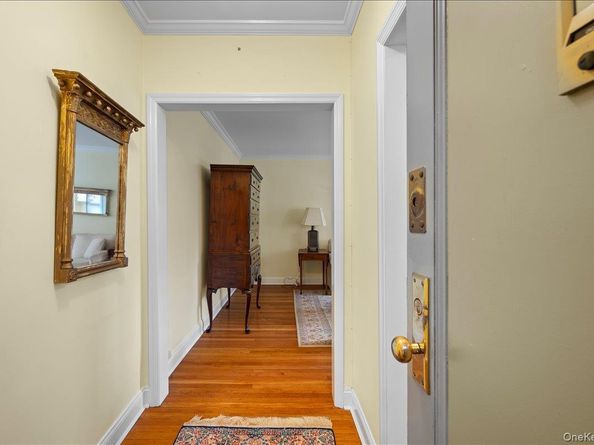 1815 Palmer Avenue 2V, Larchmont NY 10538