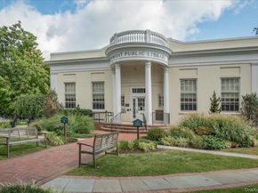 1815 Palmer Avenue 2V, Larchmont NY 10538