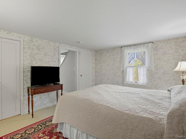 122 Harriman Road, Mount Kisco NY 10549