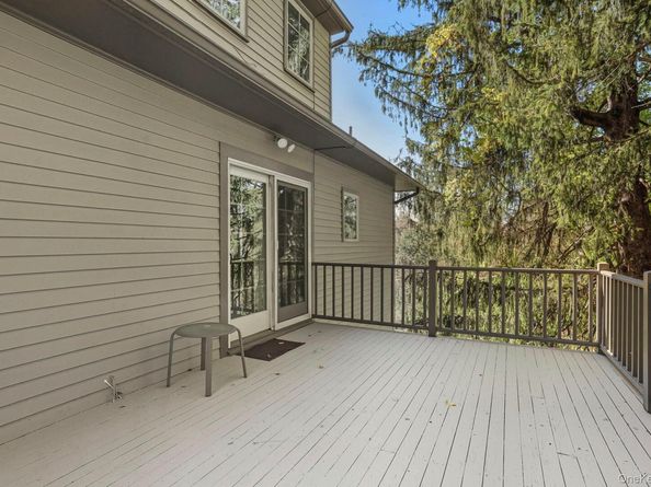 122 Harriman Road, Mount Kisco NY 10549