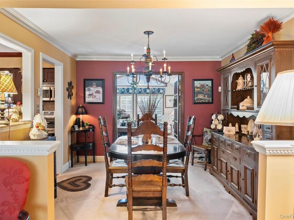 14 Gerek Avenue, West Islip NY 11795