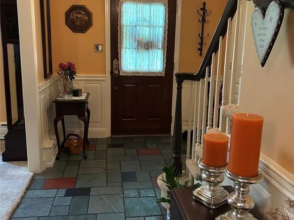 14 Gerek Avenue, West Islip NY 11795